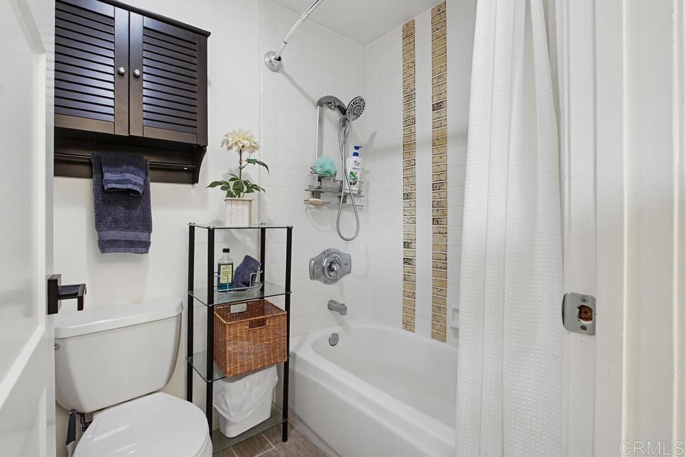 4608 Driftwood Circle Property Photo 25