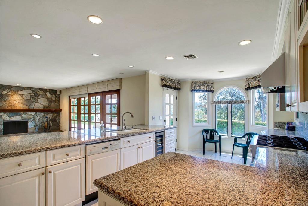 16850 Los Morros Property Photo 3