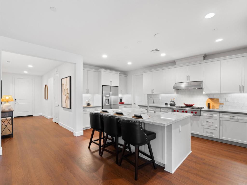 909 Woodhaven Road Property Photo 4