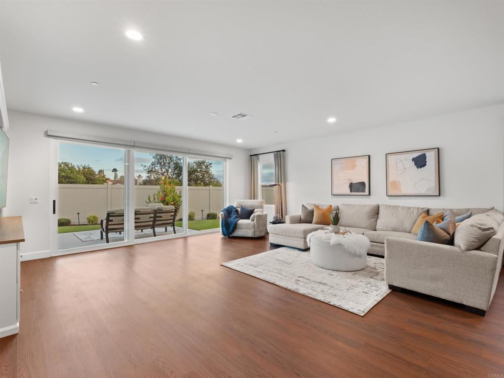 909 Woodhaven Road Property Photo 13