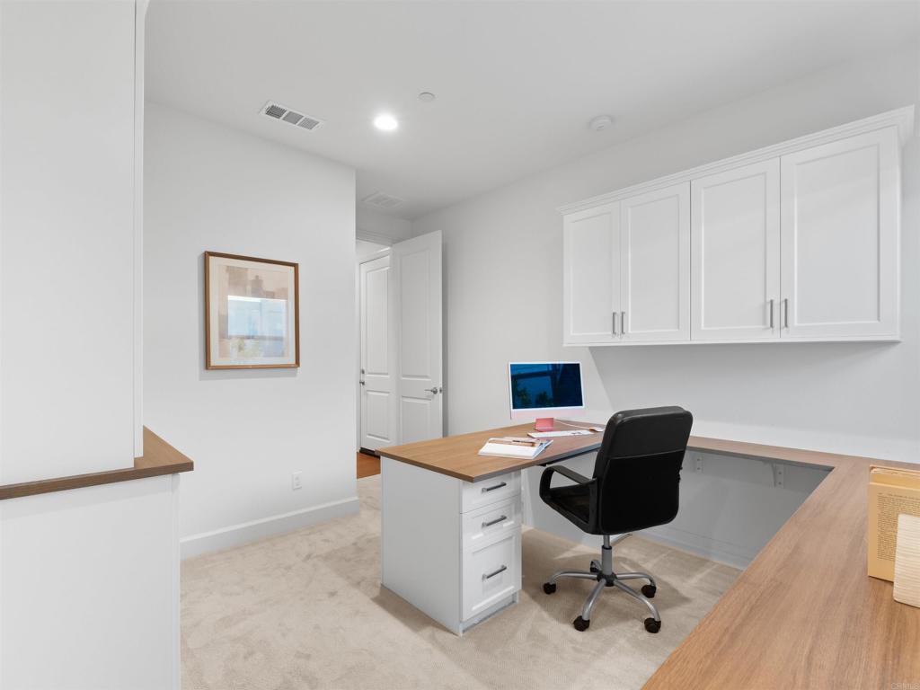 909 Woodhaven Road Property Photo 32