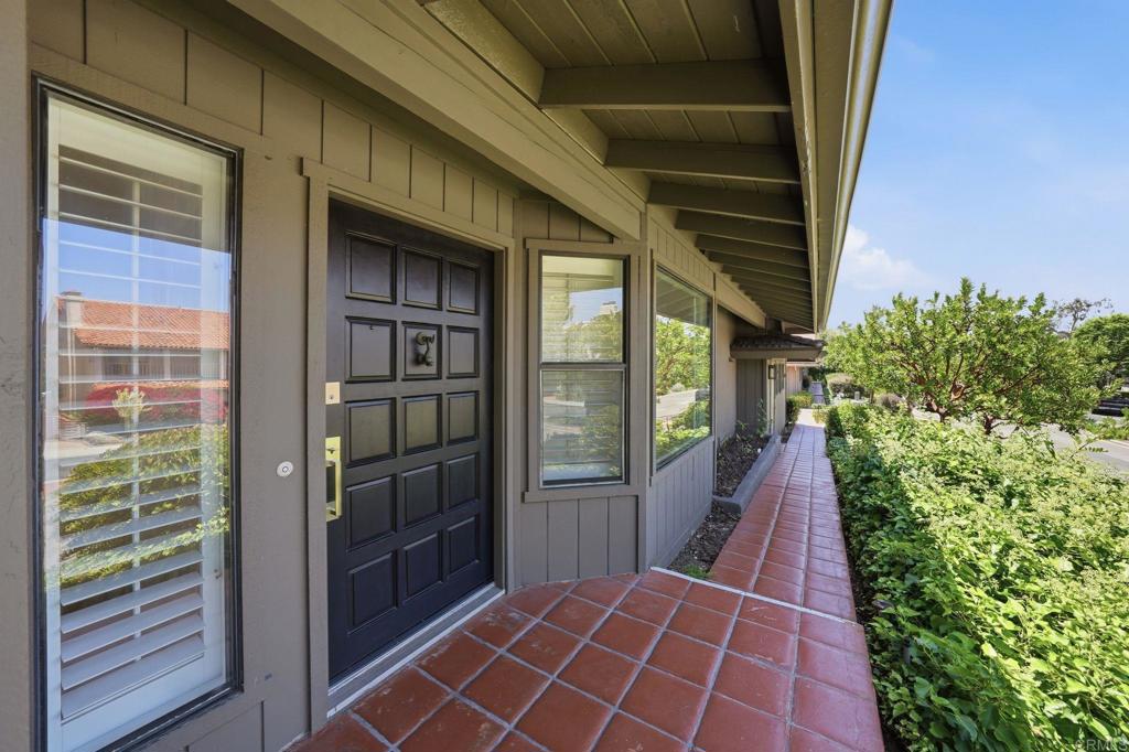 6137 Paseo Delicias Property Photo 2
