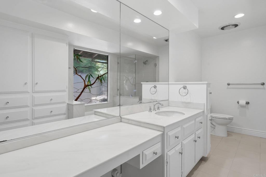 6137 Paseo Delicias Property Photo 33
