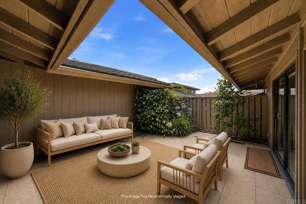 6137 Paseo Delicias Property Photo 39