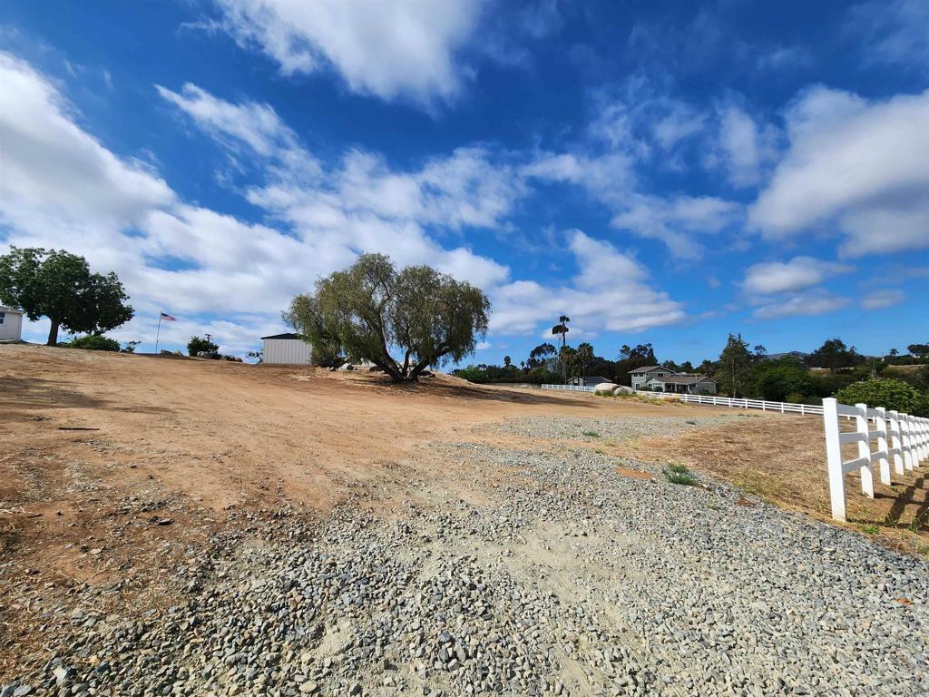 1060 Crest View Rd Property Photo 15