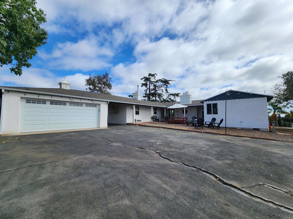 1060 Crest View Rd Property Photo 22