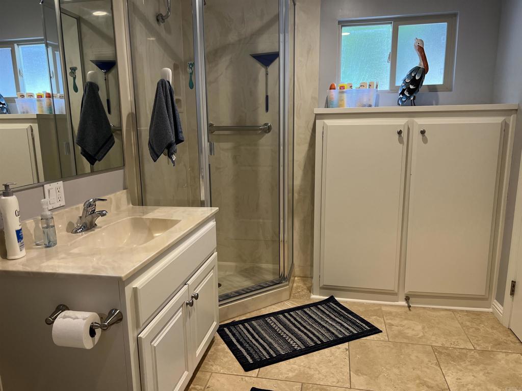 8537 El Paseo Grande Property Photo 17