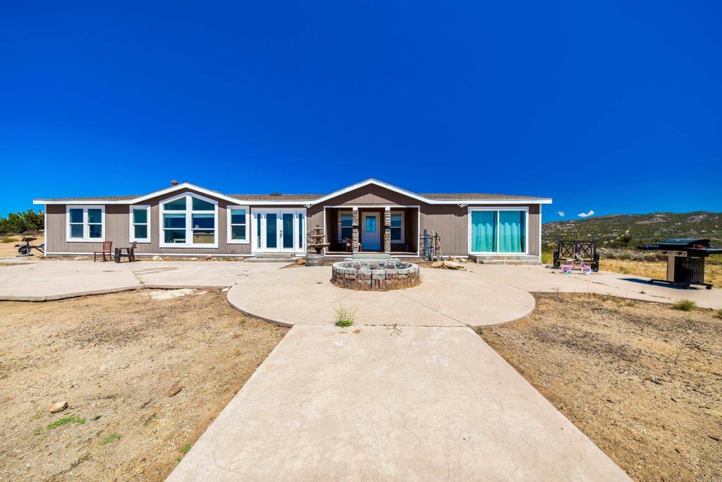 61833 High Country Trail Property Photo 3