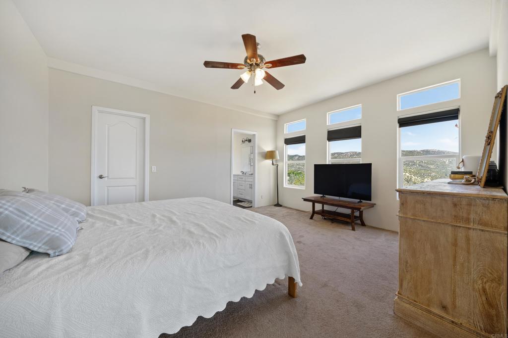 61833 High Country Trail Property Photo 24