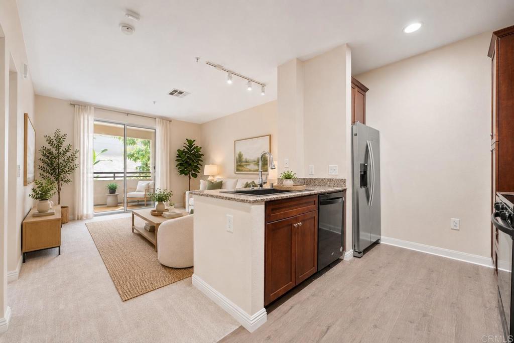 2219 Scholarship Property Photo 2