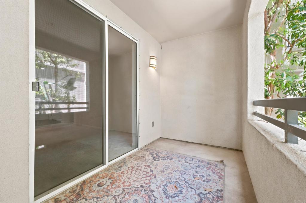 2219 Scholarship Property Photo 8