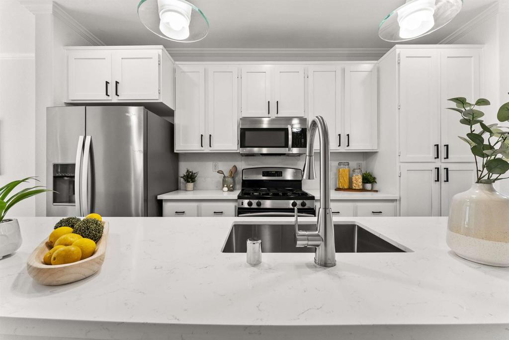1271 Elfin Forest Road E Property Photo 13