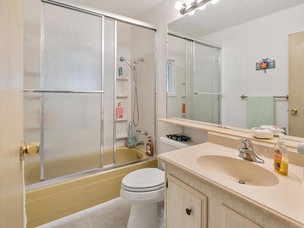 221 El Camino Real 3 Property Photo 32