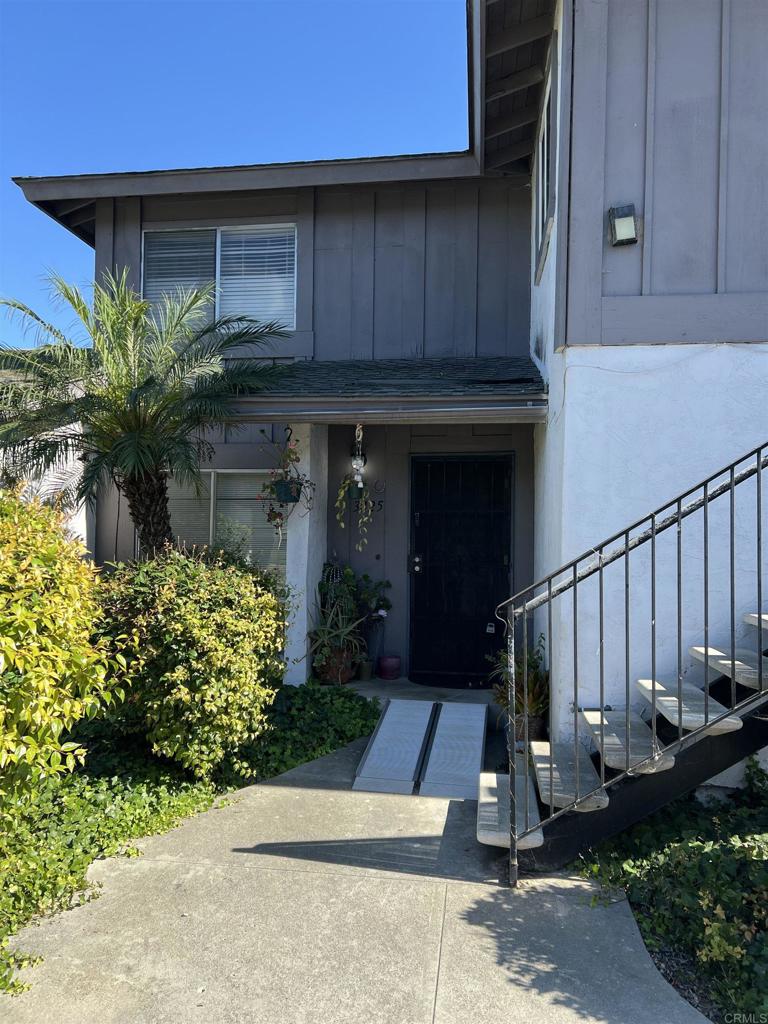 3425 Seabreeze Walk Property Photo 2