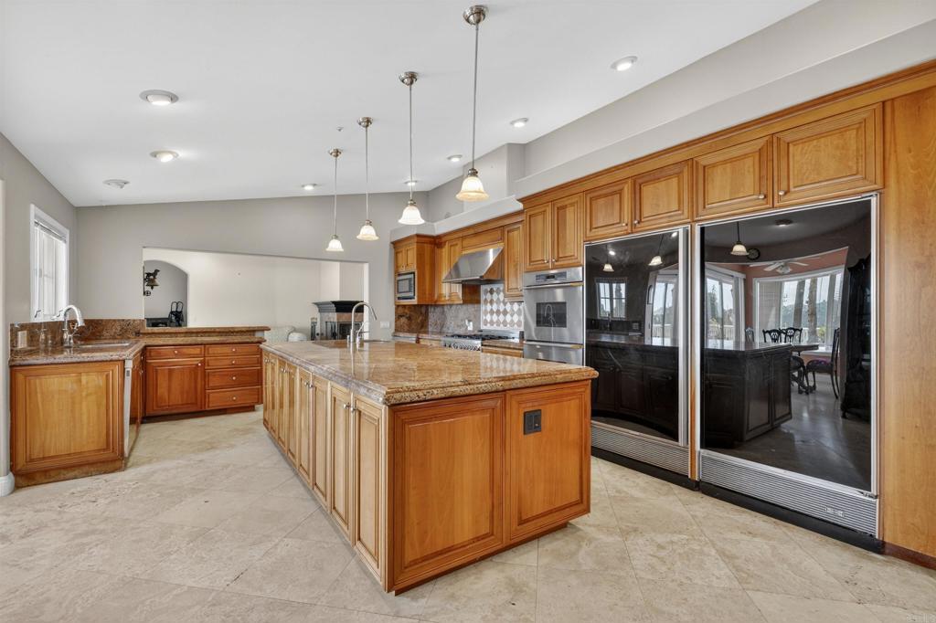 11535 Alps Way Property Photo 7