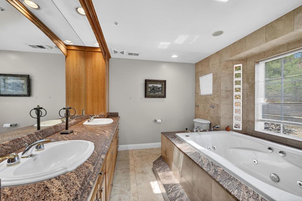 11535 Alps Way Property Photo 18