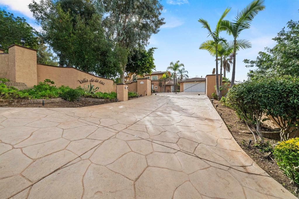 11535 Alps Way Property Photo 35