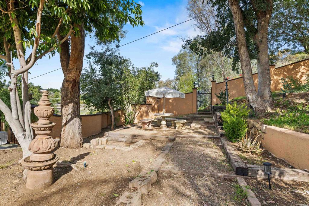 11535 Alps Way Property Photo 55