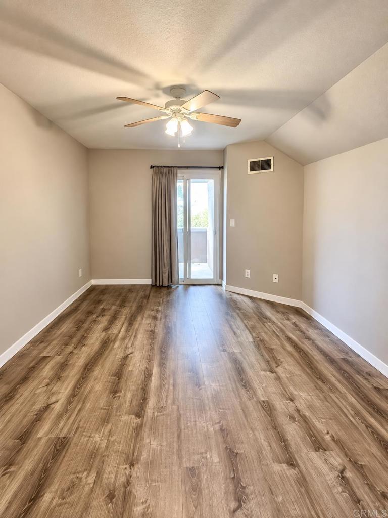 3520 Lebon Drive 5128 Property Photo 11