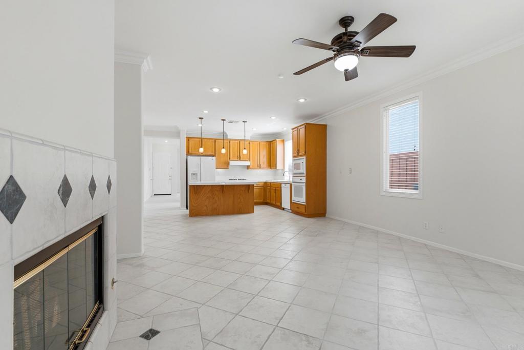 31515 Congressional Drive Property Photo 6
