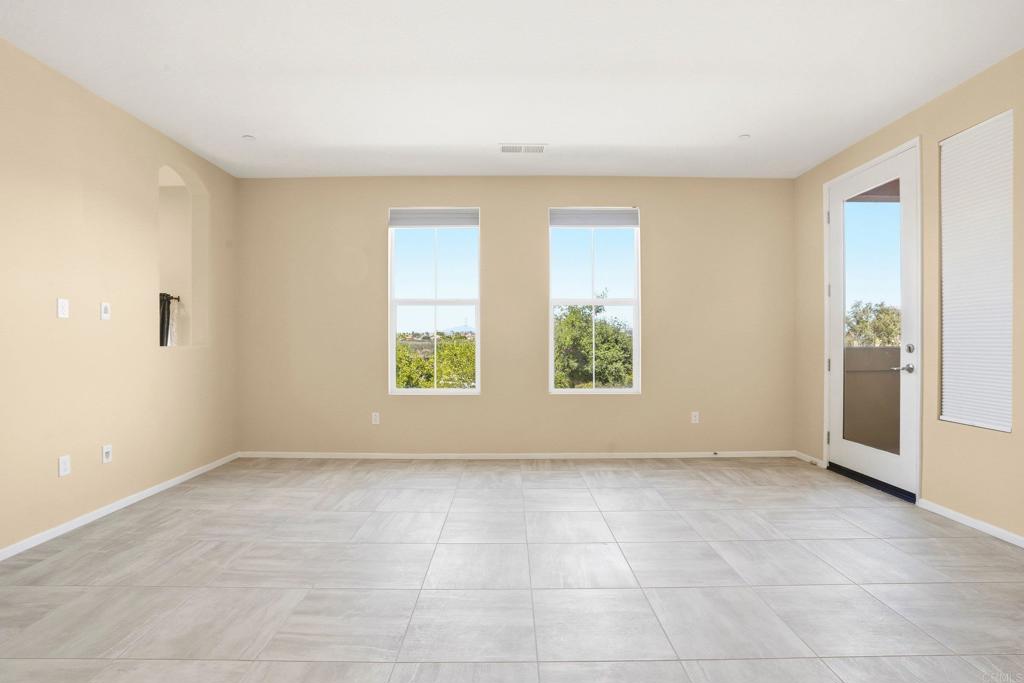 11130 Taloncrest Way 19 Property Photo 15