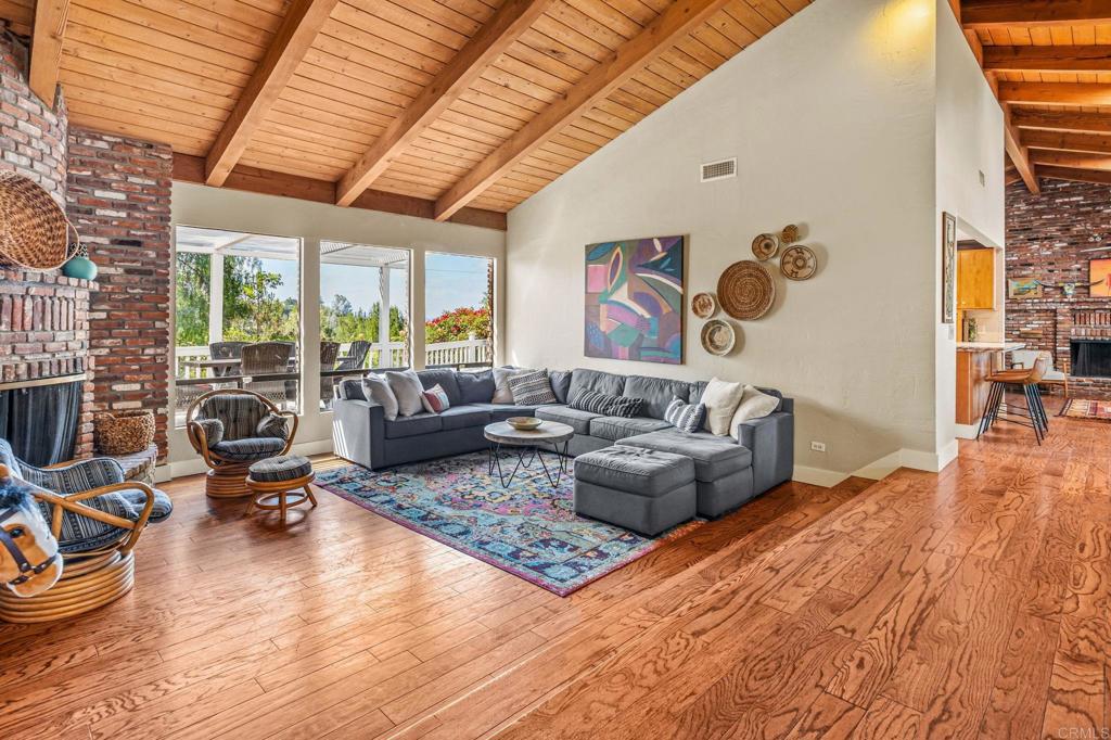 3082 Camino Cielo Property Photo 4