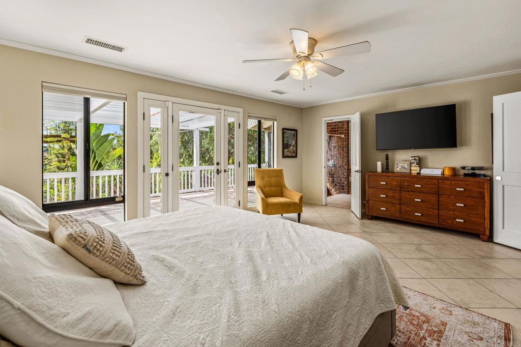 3082 Camino Cielo Property Photo 18
