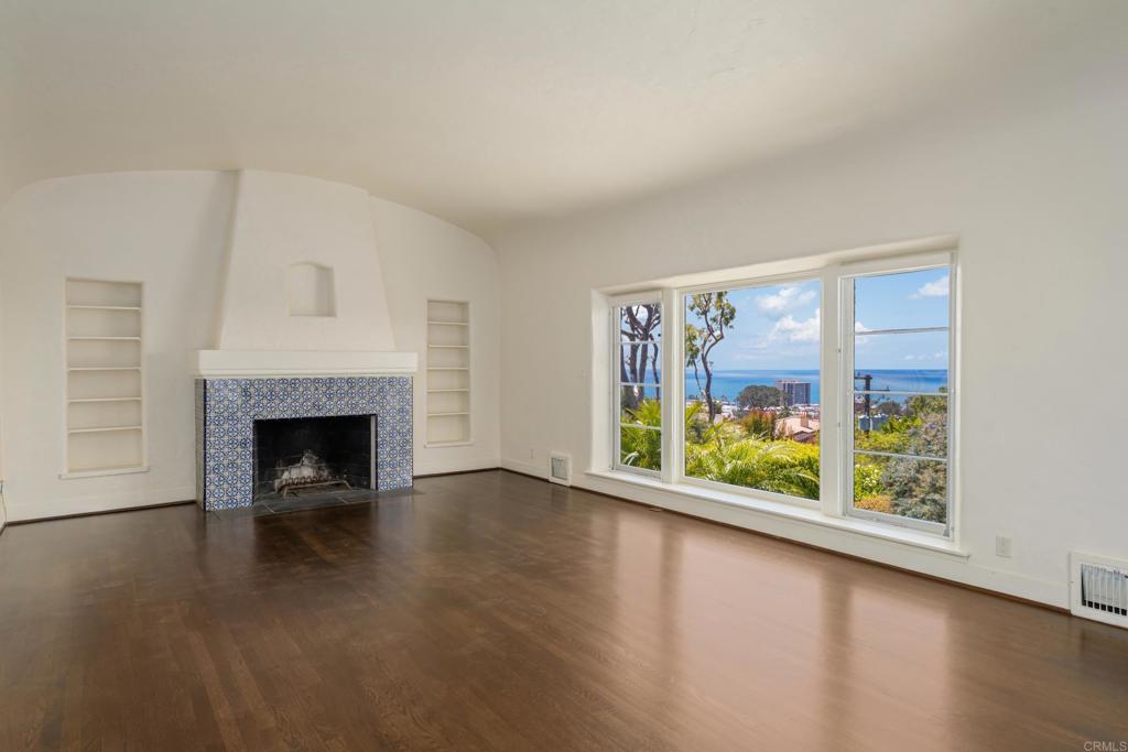 1406 La Jolla Knoll Property Photo 4