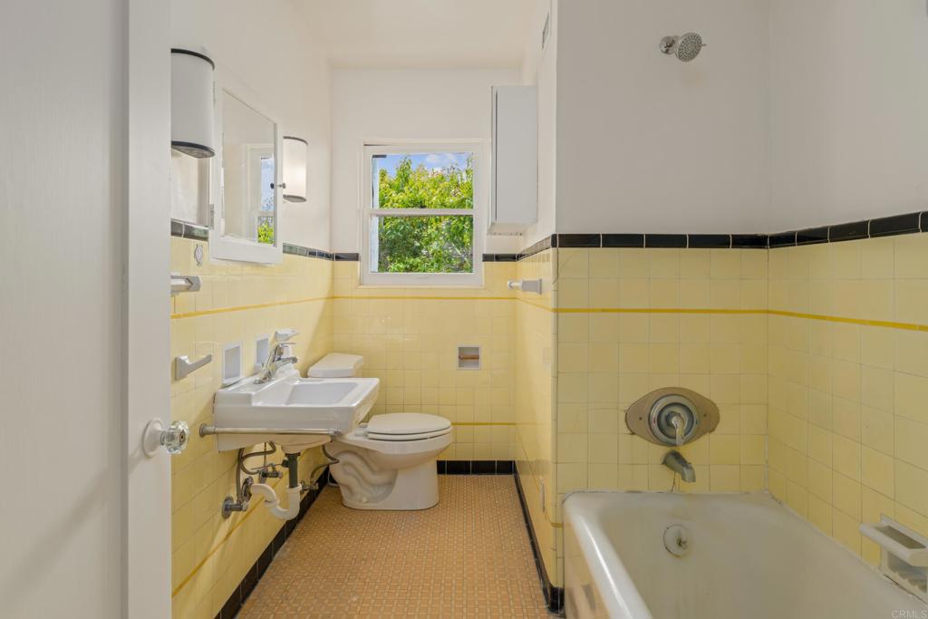 1406 La Jolla Knoll Property Photo 31