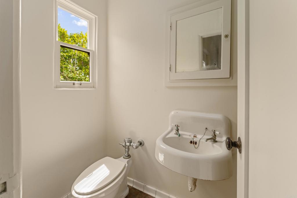1406 La Jolla Knoll Property Photo 35