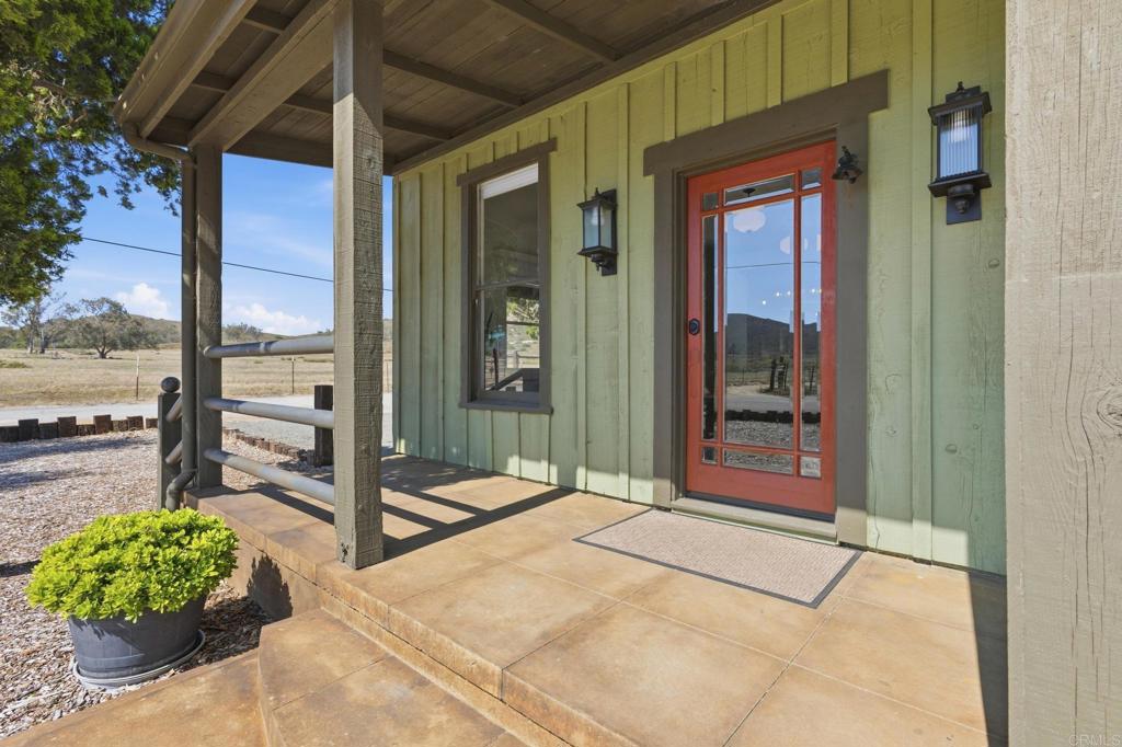 1077 Montecito Way Property Photo 35