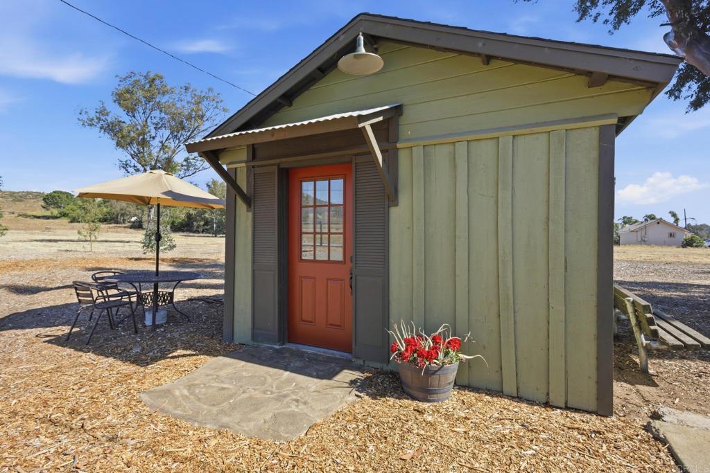 1077 Montecito Way Property Photo 47