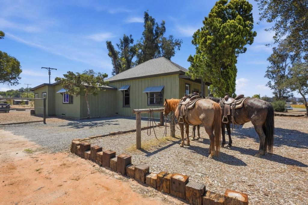 1077 Montecito Way Property Photo 74