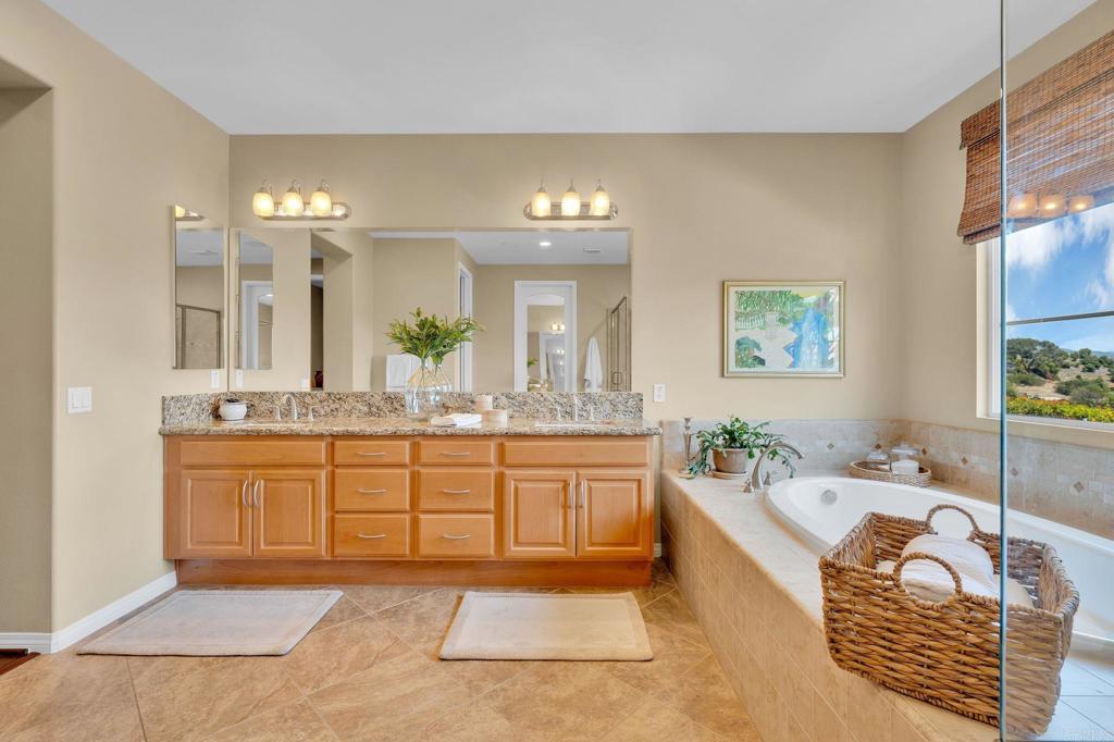 2855 Windstone Glen Property Photo 16