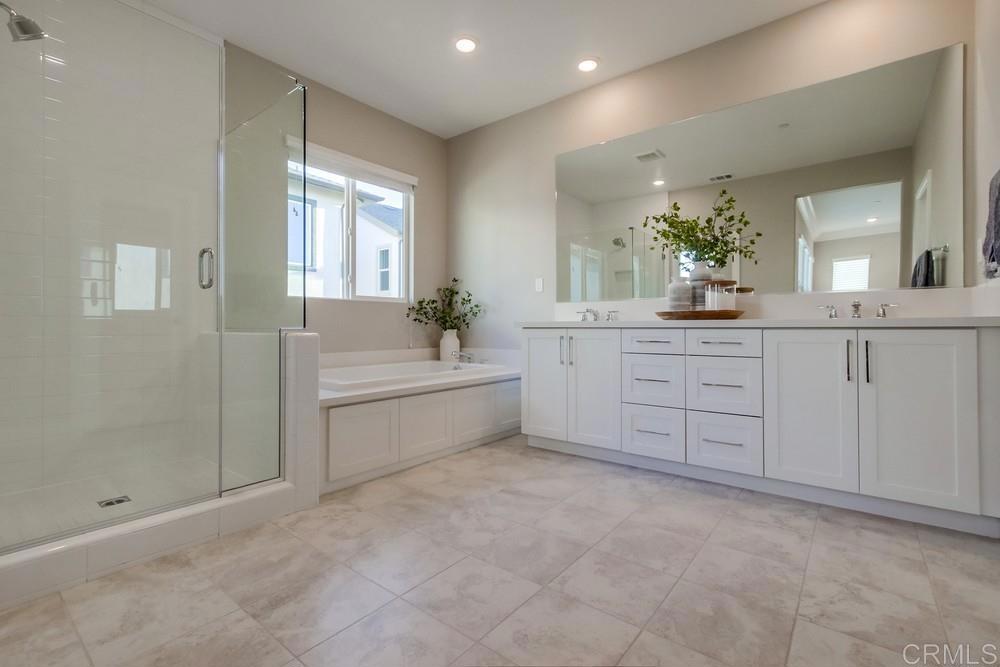 12641 Stella Lane Property Photo 16