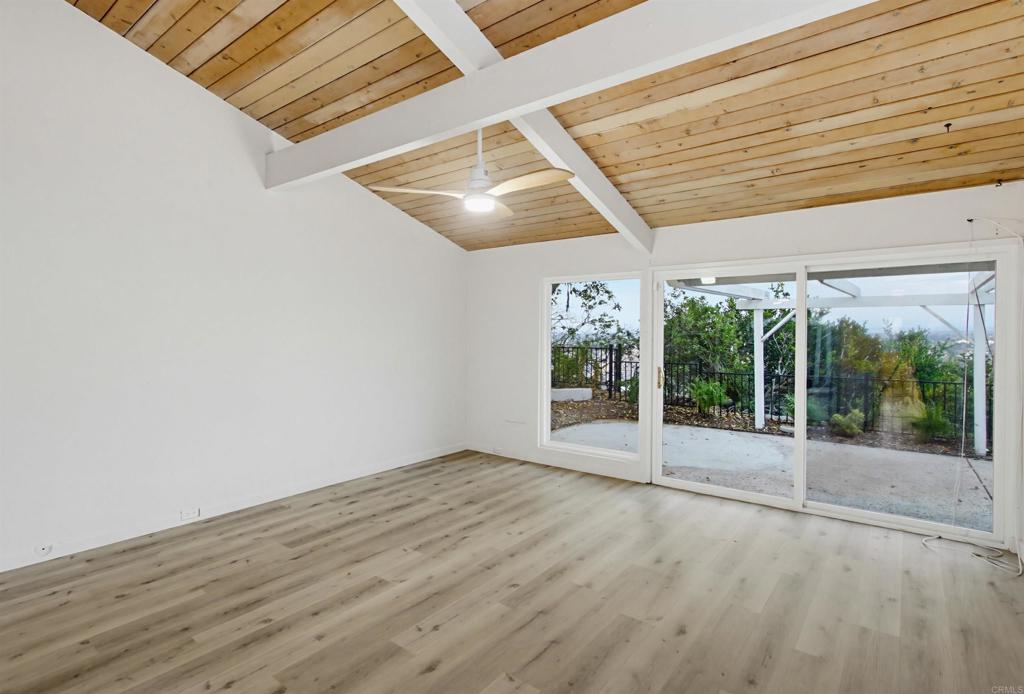5605 Soledad Mountain Rd Property Photo 19