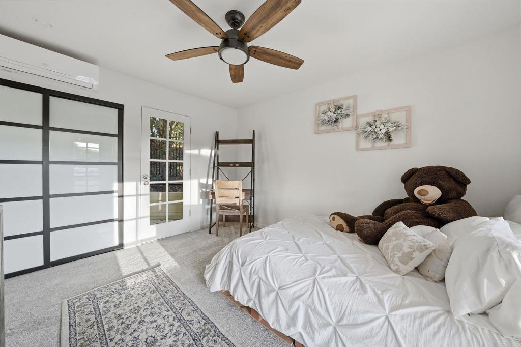 6105 Avenida Chamnez Property Photo 13