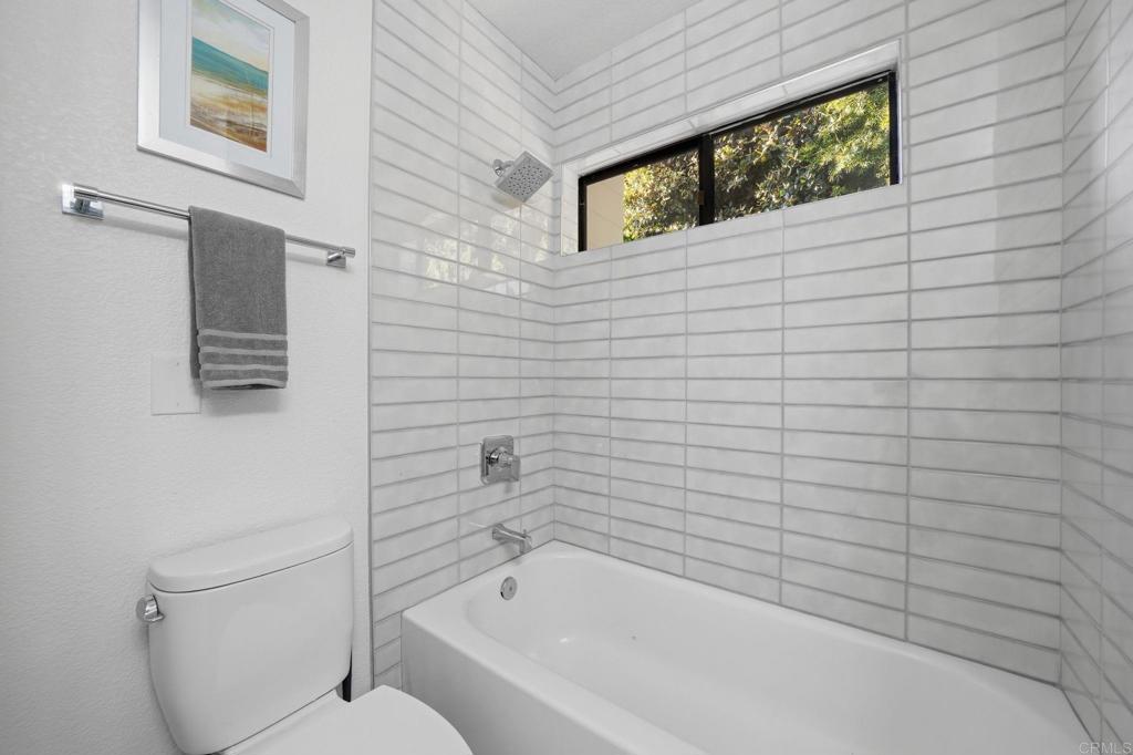 6105 Avenida Chamnez Property Photo 25