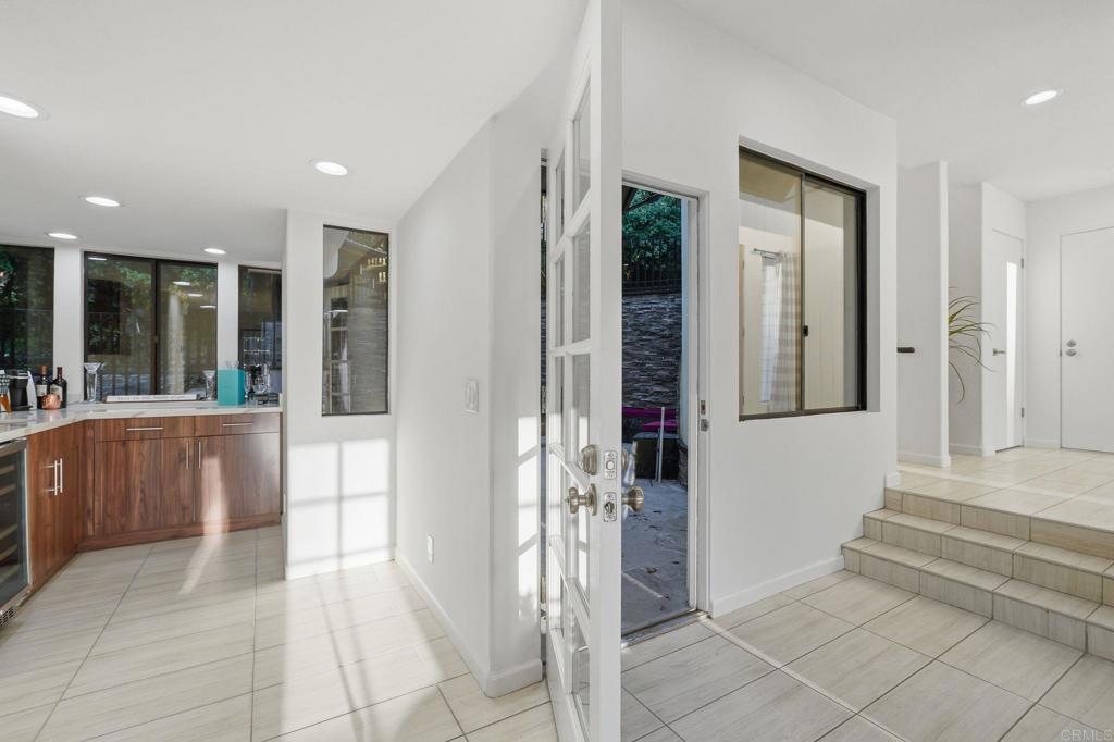 6105 Avenida Chamnez Property Photo 37