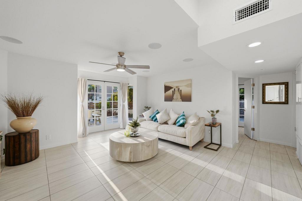 6105 Avenida Chamnez Property Photo 41