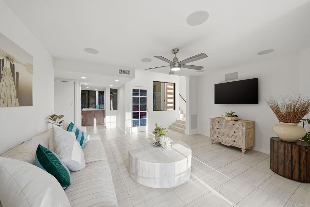6105 Avenida Chamnez Property Photo 42