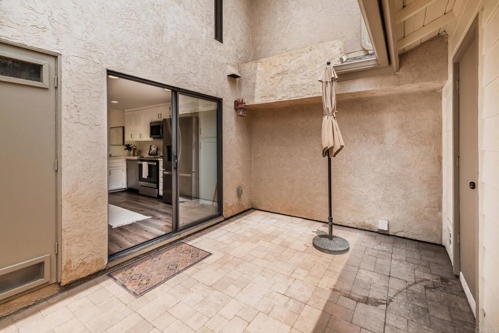 10487 Crosscreek Property Photo 14