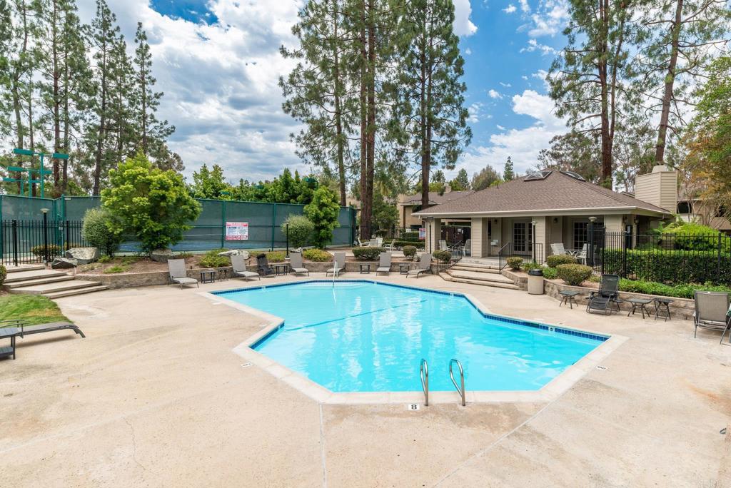 10487 Crosscreek Property Photo 34