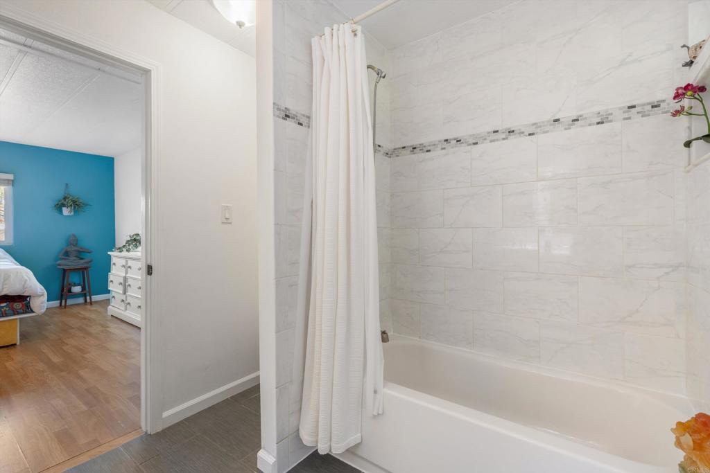 971 Borden Road 32 Property Photo 22