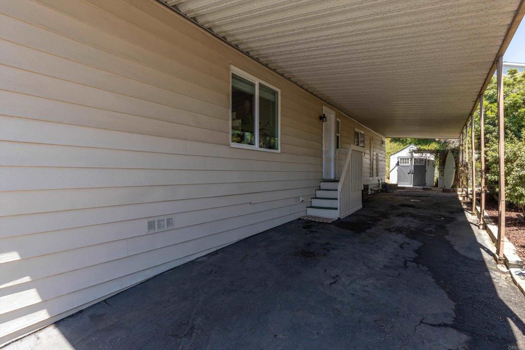 971 Borden Road 32 Property Photo 32