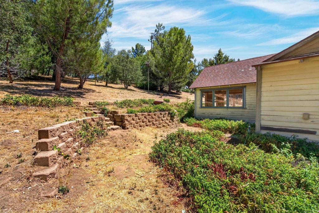 1352 Sunshine Trail Property Photo 29