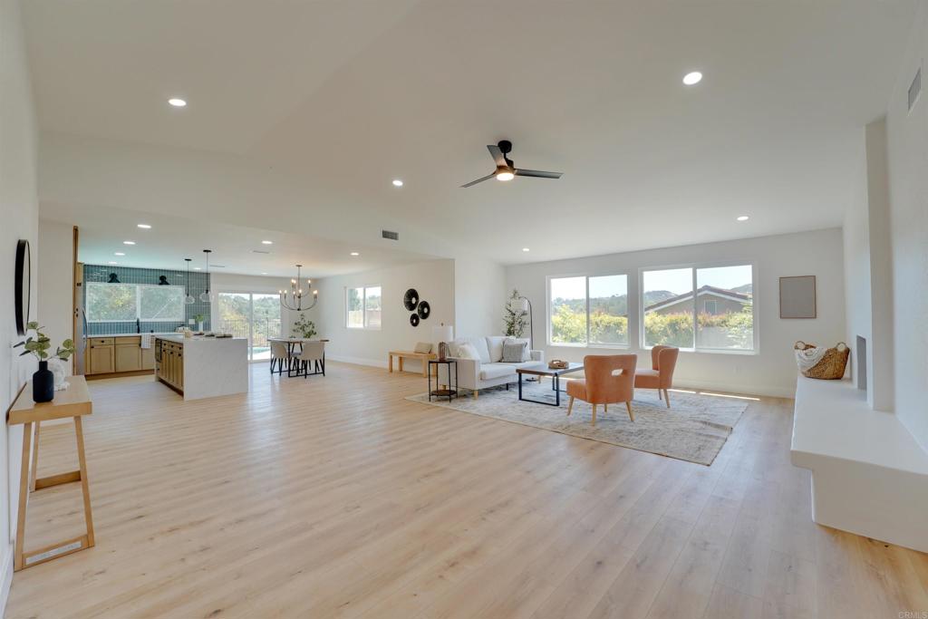 10236 Lake Meadow Lane Property Photo 4