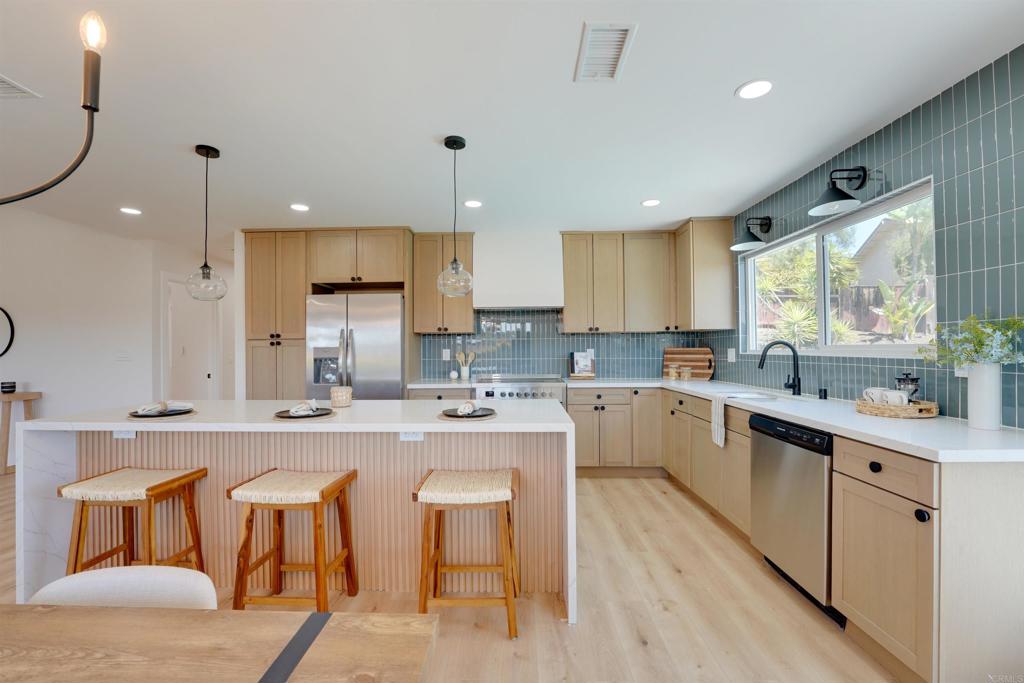 10236 Lake Meadow Lane Property Photo 15