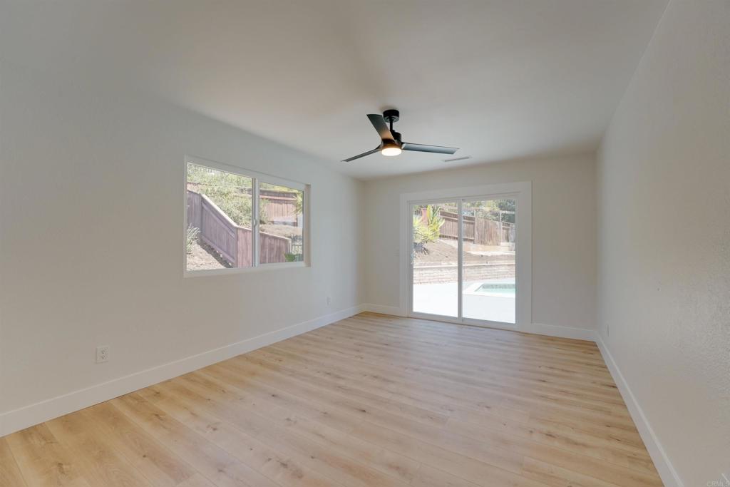 10236 Lake Meadow Lane Property Photo 23