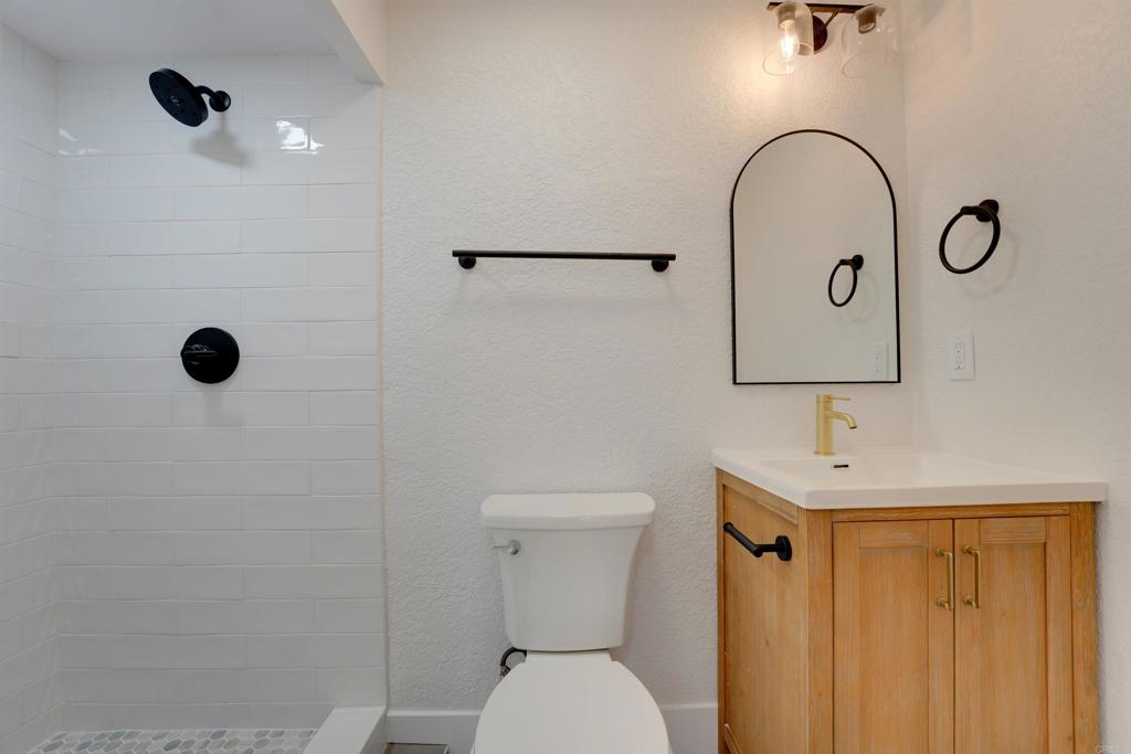 10236 Lake Meadow Lane Property Photo 32
